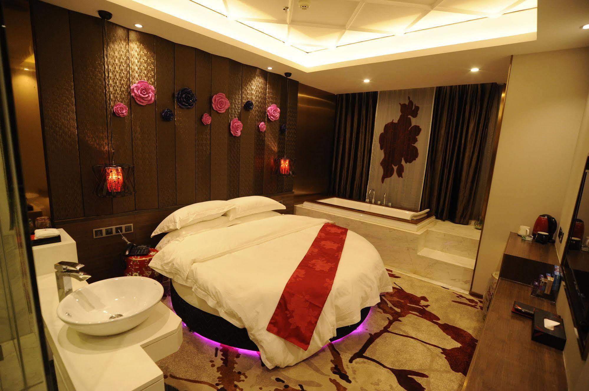 Secret Garden Hotel Kanton Exterior foto